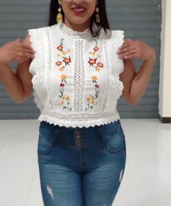 Blusa en tela de color beige B12